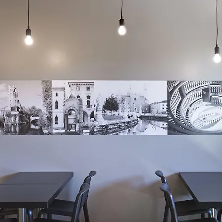 B&B Hotel Padova מלון 3*