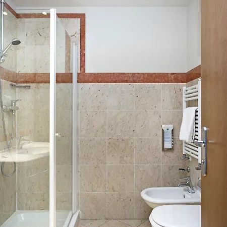 Hotel B&B Hotel Padova Padua